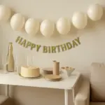 Tendenze party minimal chic: soluzioni eleganti che facilitano l’allestimento anche negli spazi piccoli
